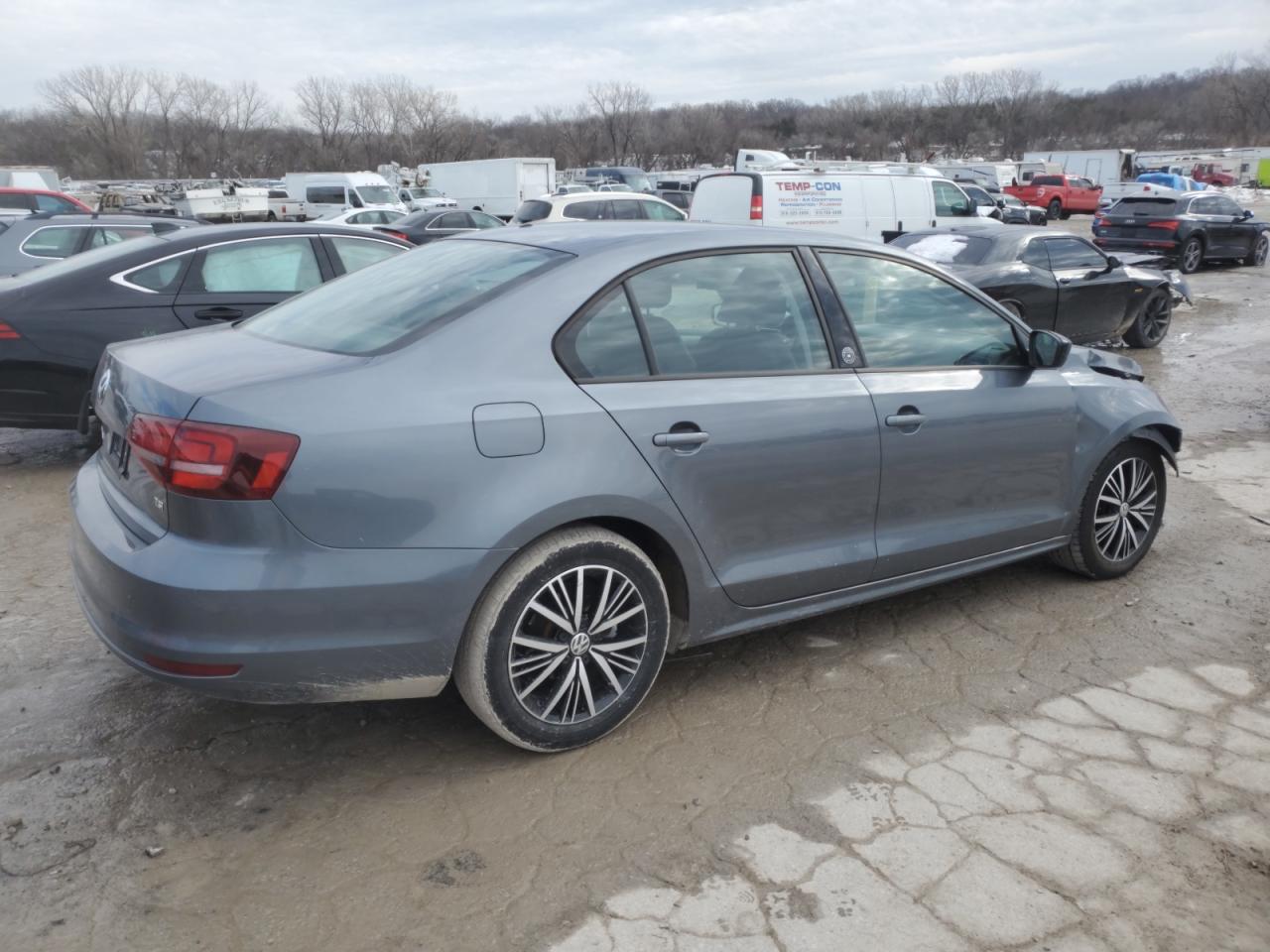2018 Volkswagen Jetta VIN 3VWB67AJ7JM206743 Copart auction photo, front end damage thumbnail 3