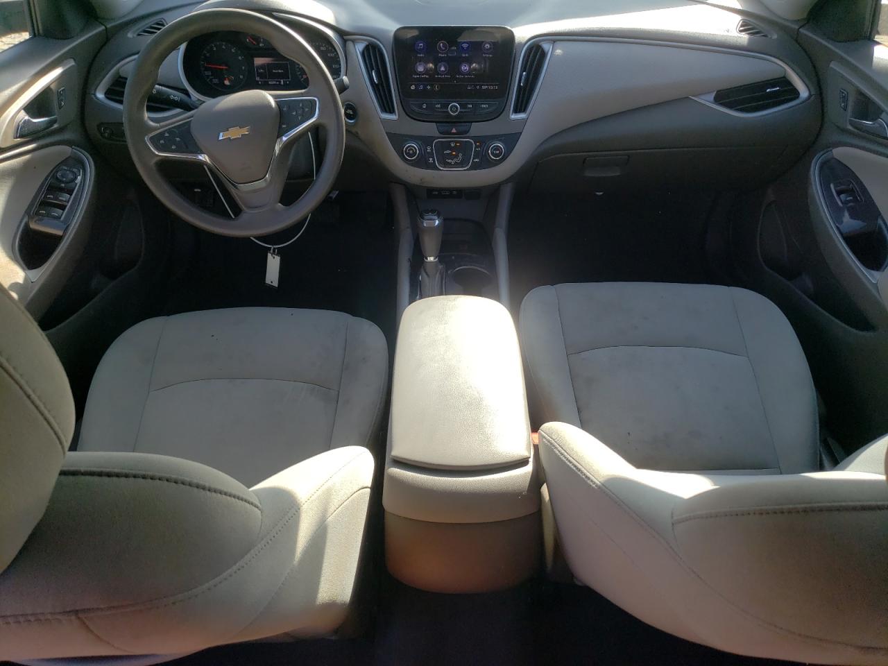 2019 Chevrolet Malibu VIN 1G1ZB5ST3KF128375 Copart auction photo, front end / minor dent/scratches damage thumbnail 8