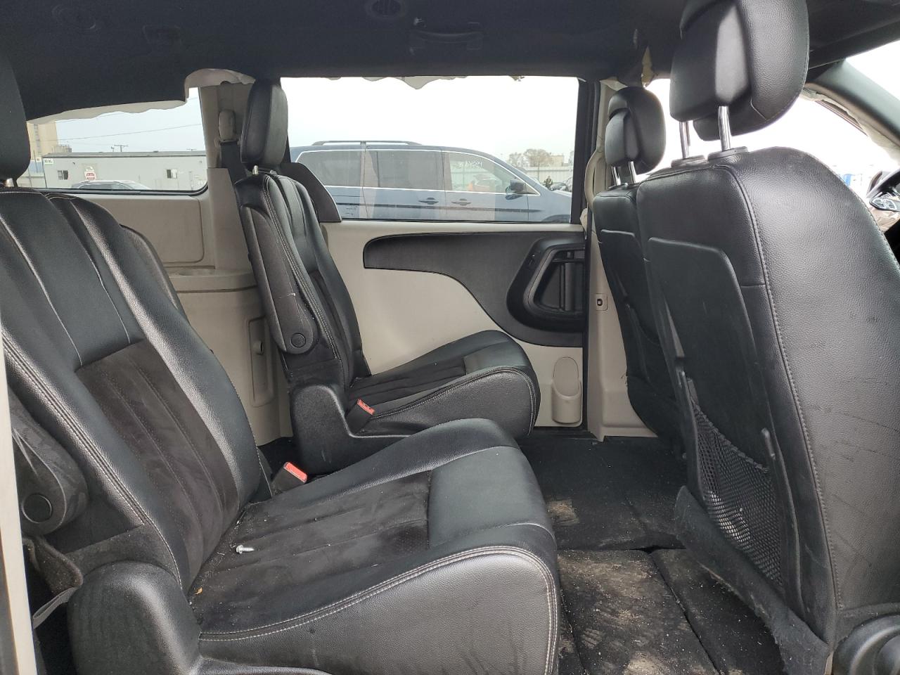 2018 Dodge Caravan VIN 2C4RDGCG9JR129830 Copart auction photo, all over damage thumbnail 11
