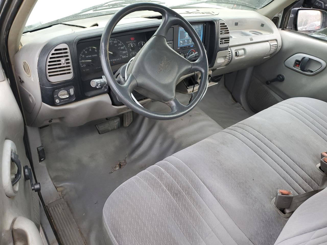1995 GMC Sierra VIN 1GTGC34K8SE549695 Copart auction photo, all over damage thumbnail 8