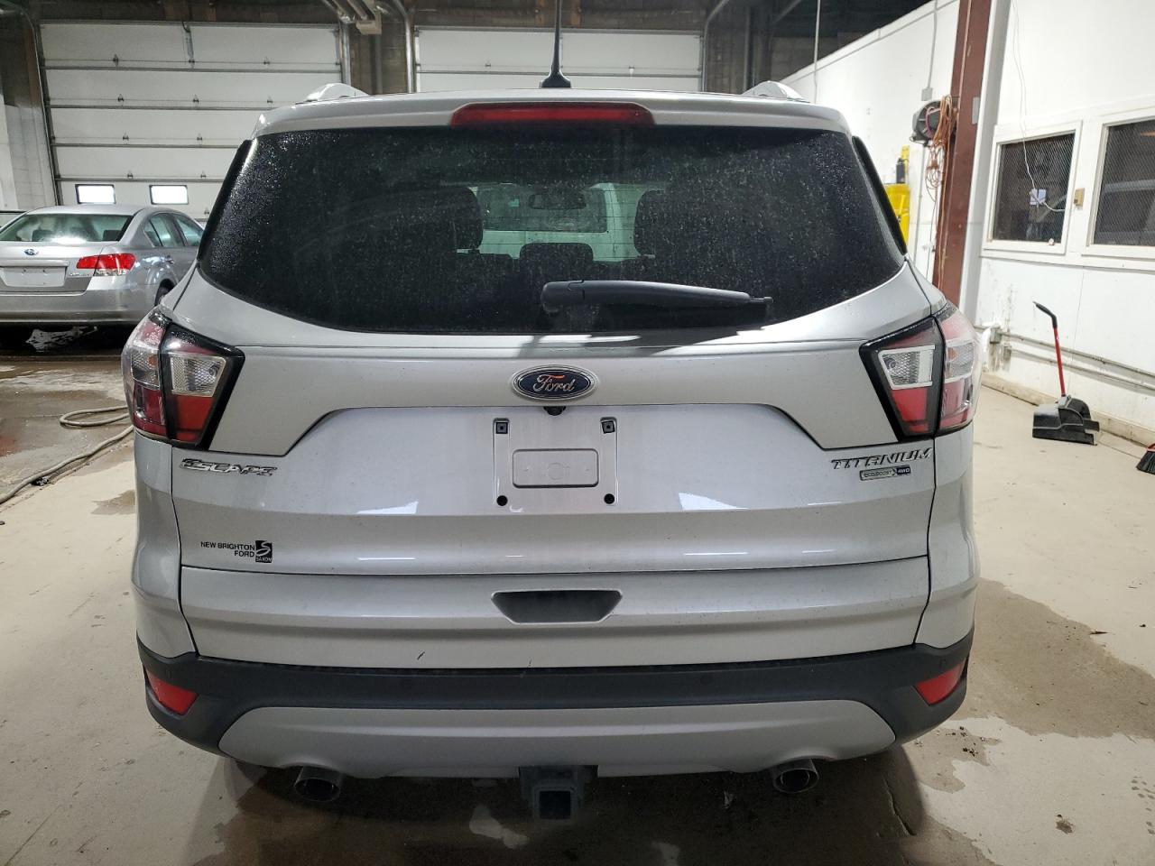 2018 Ford Escape VIN 1FMCU9J9XJUA09944 Copart auction photo, front end damage thumbnail 6