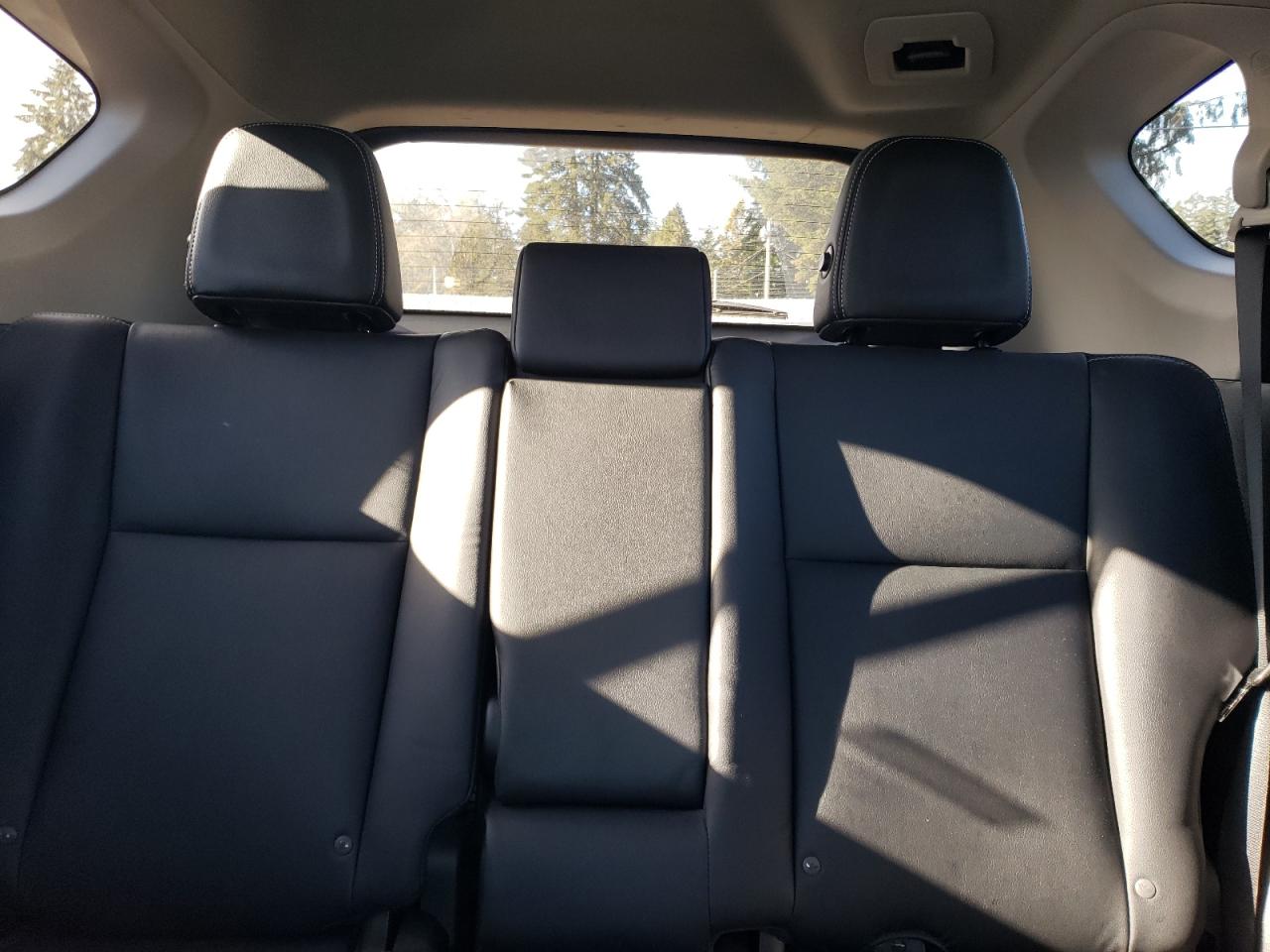 2015 Toyota RAV 4 VIN 2T3DFREV9FW291448 Copart auction photo, front end / side damage thumbnail 10