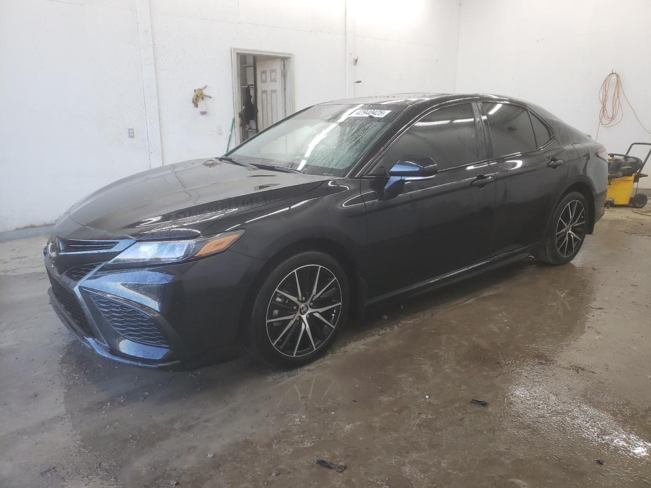 2024 Toyota Camry VIN 4T1G11AK2RU849730