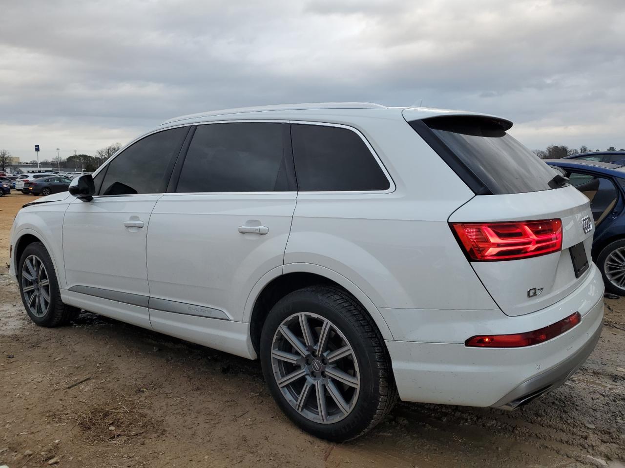 2018 Audi Q7 VIN WA1VAAF74JD014792 Copart auction photo, front end damage thumbnail 2