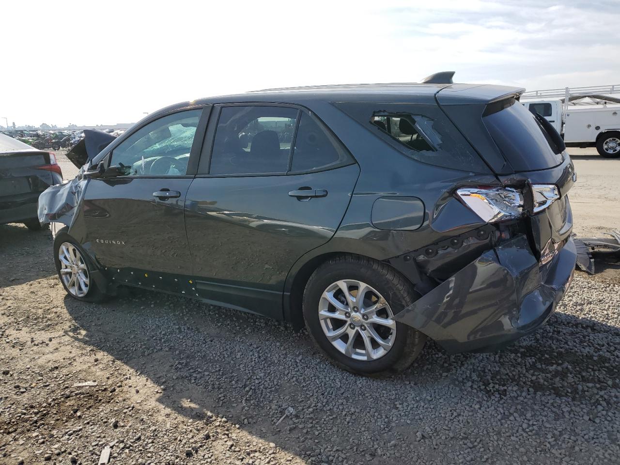 2021 Chevrolet Equinox VIN 2GNAXHEV8M6113394 Copart auction photo, all over damage thumbnail 2