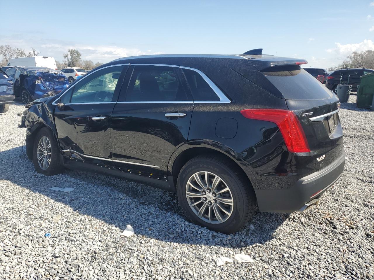 2018 Cadillac XT5 VIN 1GYKNCRS9JZ142631 Copart auction photo, front end / side damage thumbnail 2