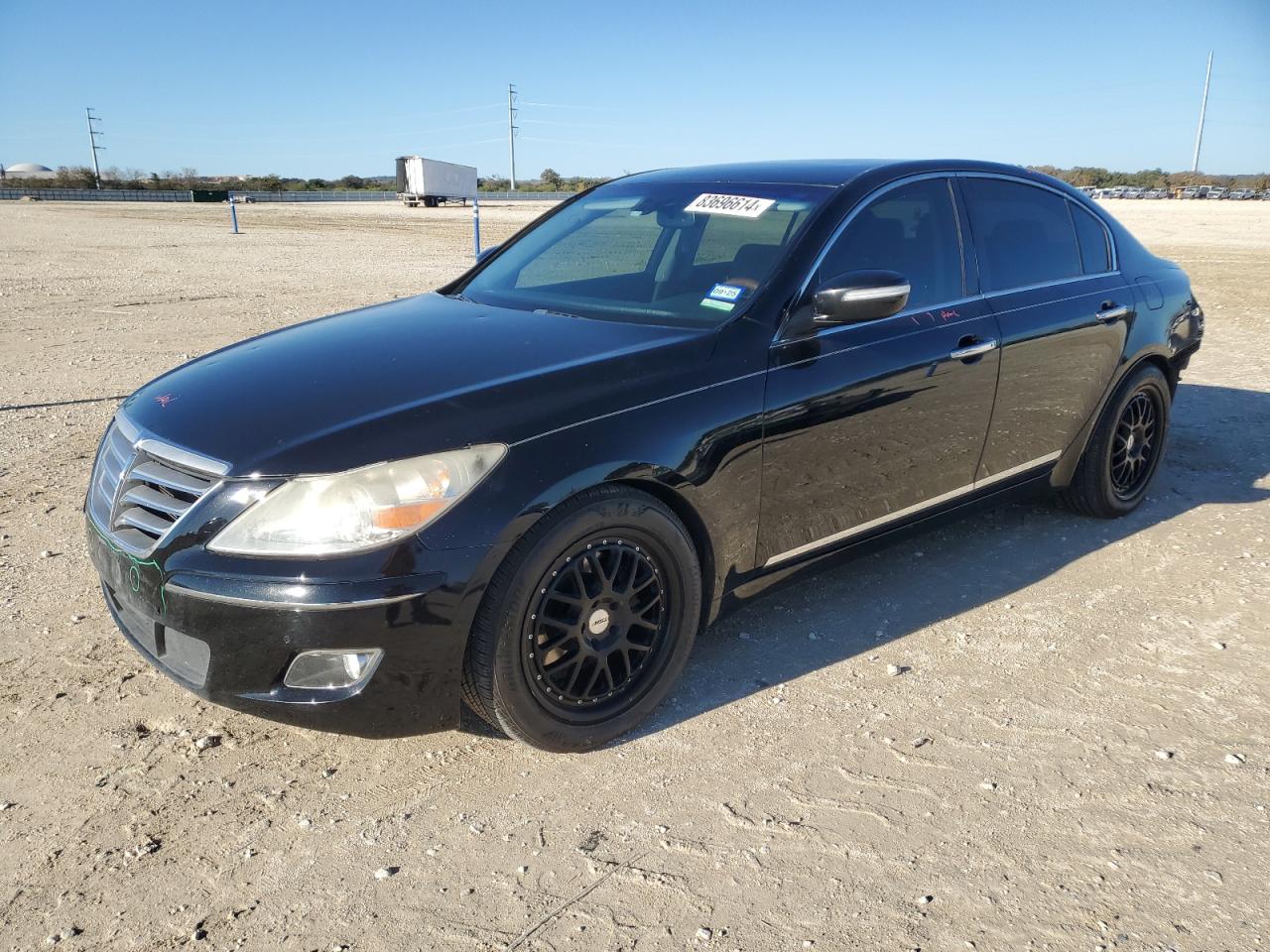 2011 Hyundai Genesis VIN KMHGC4DF6BU125605