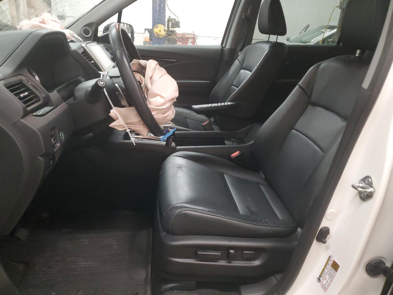 2017 Honda Pilot VIN 5FNYF6H96HB044332 Copart auction photo, front end damage thumbnail 7