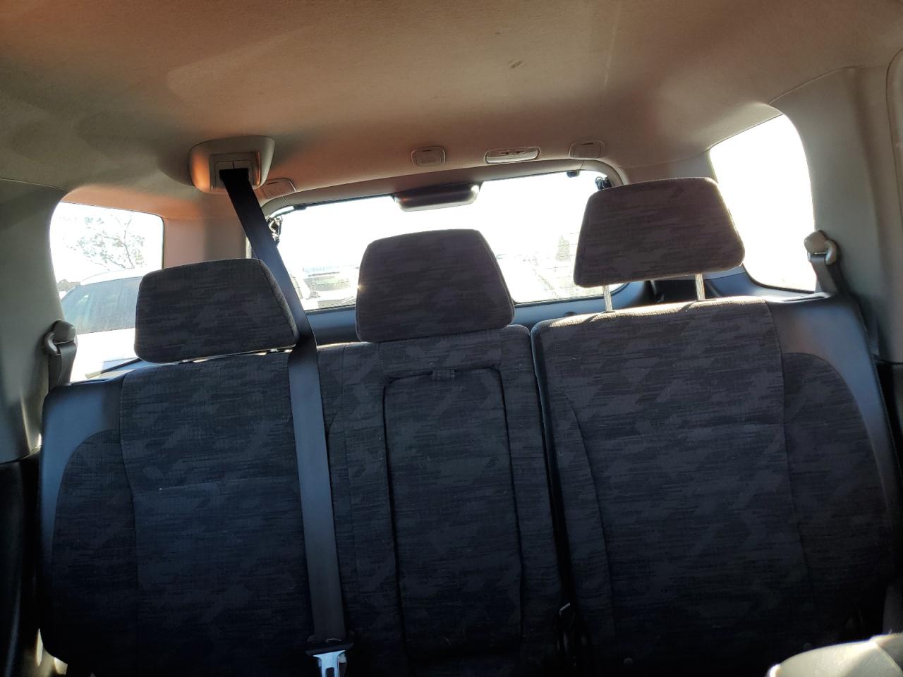 2002 Honda CR-V VIN JHLRD68482C015212 Copart auction photo, mechanical damage thumbnail 10