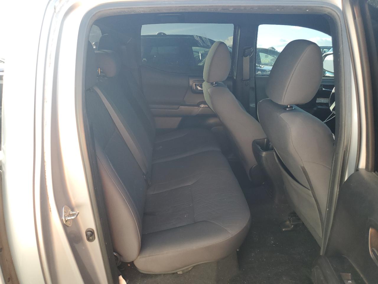 2019 Toyota Tacoma VIN 3TMCZ5AN8KM218133 Copart auction photo, front end / all over damage thumbnail 10