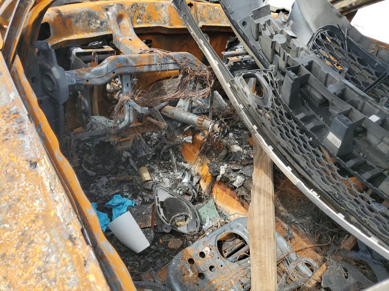 2019 Dodge Charger VIN 2C3CDXGJXKH559017 Copart auction photo, missing/altered vin / burn damage thumbnail 8