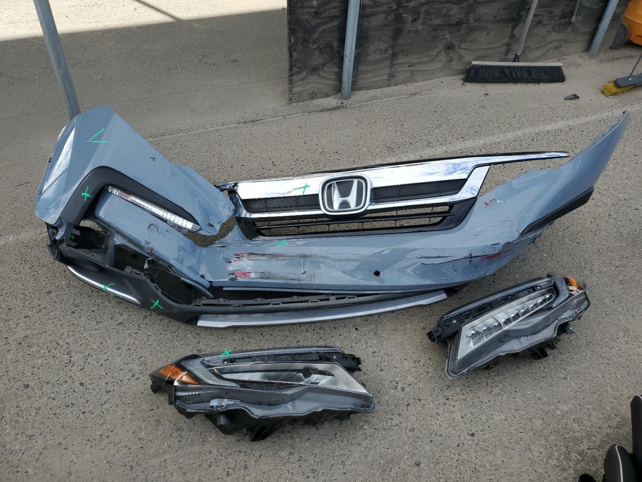 2022 Honda Pilot VIN 5FNYF5H93NB015893 Copart auction photo, front end damage thumbnail 13