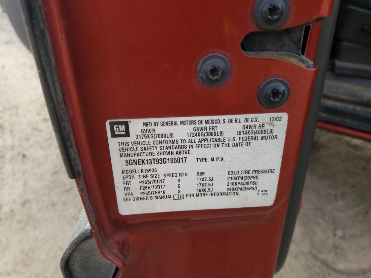 2003 Chevrolet Avalanche VIN 3GNEK13T93G195017 Copart auction photo, side / rear end damage thumbnail 14