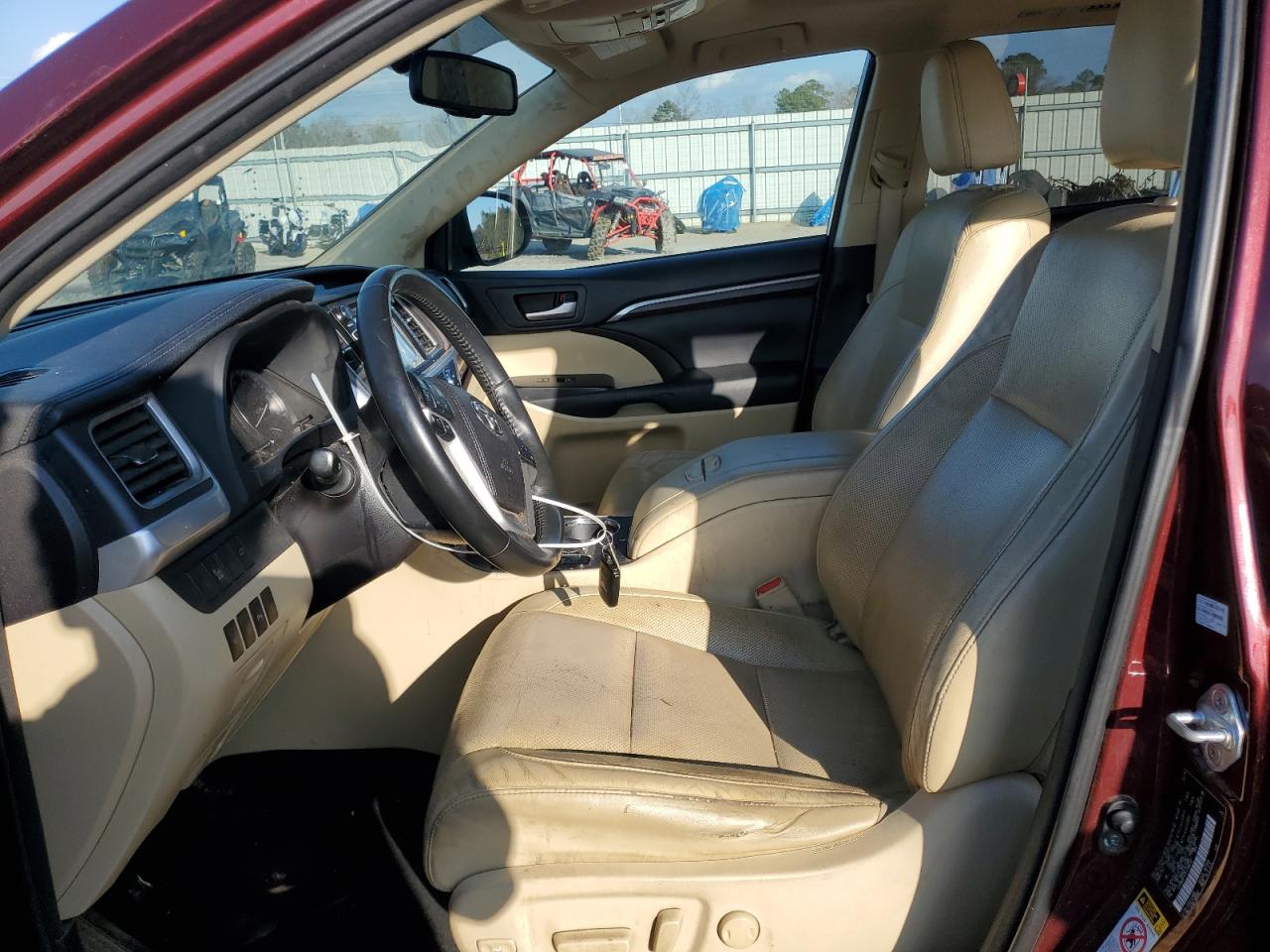 2015 Toyota Highlander VIN 5TDDKRFH1FS166742 Copart auction photo, front end / all over damage thumbnail 7