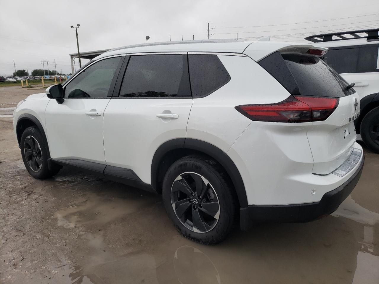 2024 Nissan Rogue VIN JN8BT3BA1RW000806 Copart auction photo, water/flood damage thumbnail 2
