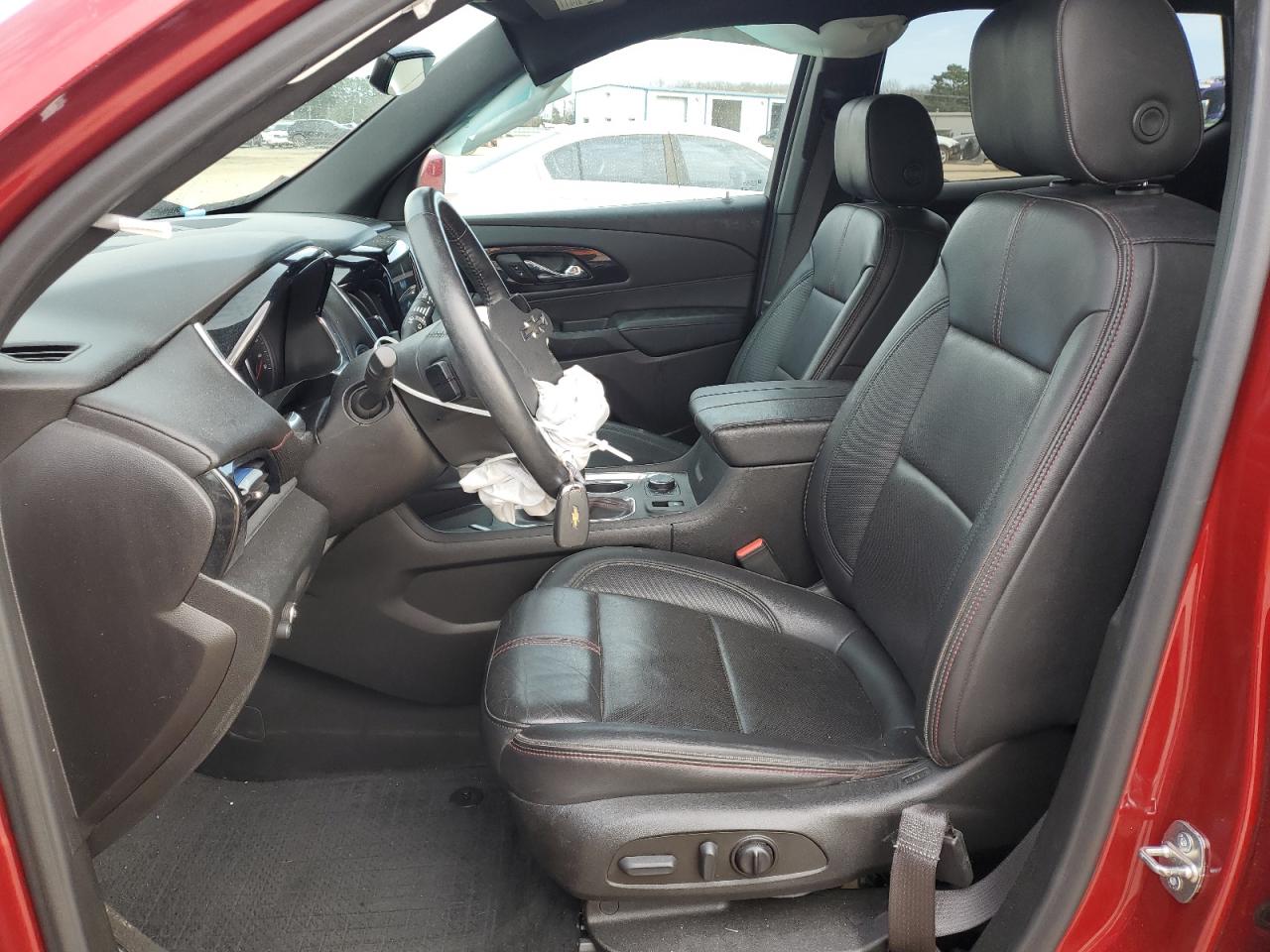 2022 Chevrolet Traverse VIN 1GNERJKW6NJ130246 Copart auction photo, all over / minor dent/scratches damage thumbnail 7