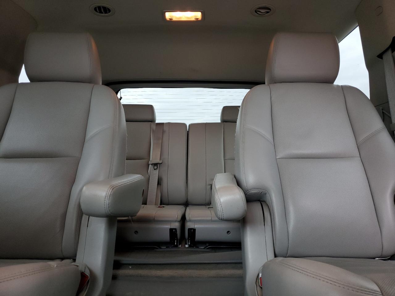 2012 GMC Yukon VIN 1GKS2CE06CR124968 Copart auction photo, minor dent/scratches damage thumbnail 10