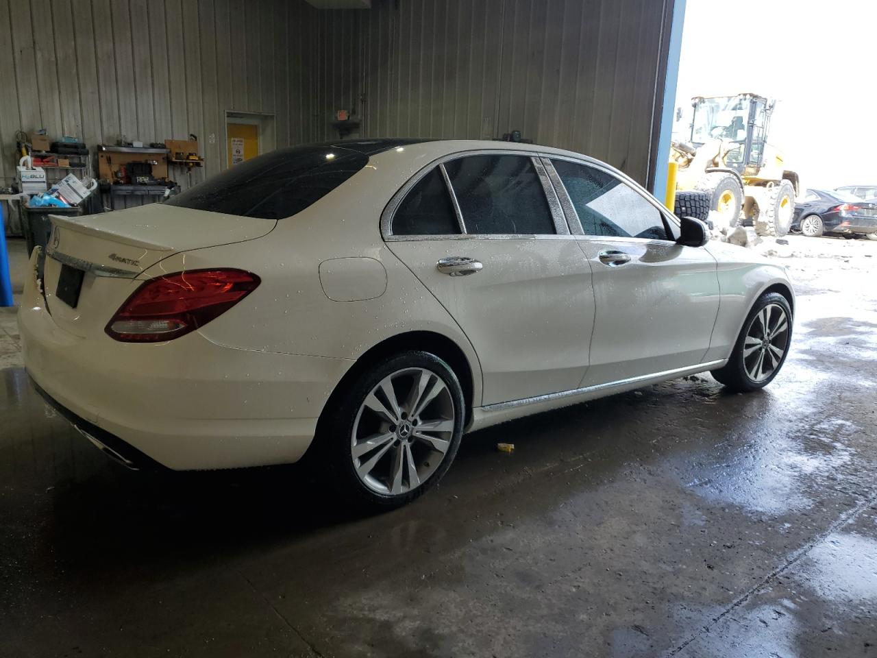 2018 Mercedes-Benz C-klasse VIN 55SWF4KB2JU280486 Copart auction photo, rear end / front end damage thumbnail 3