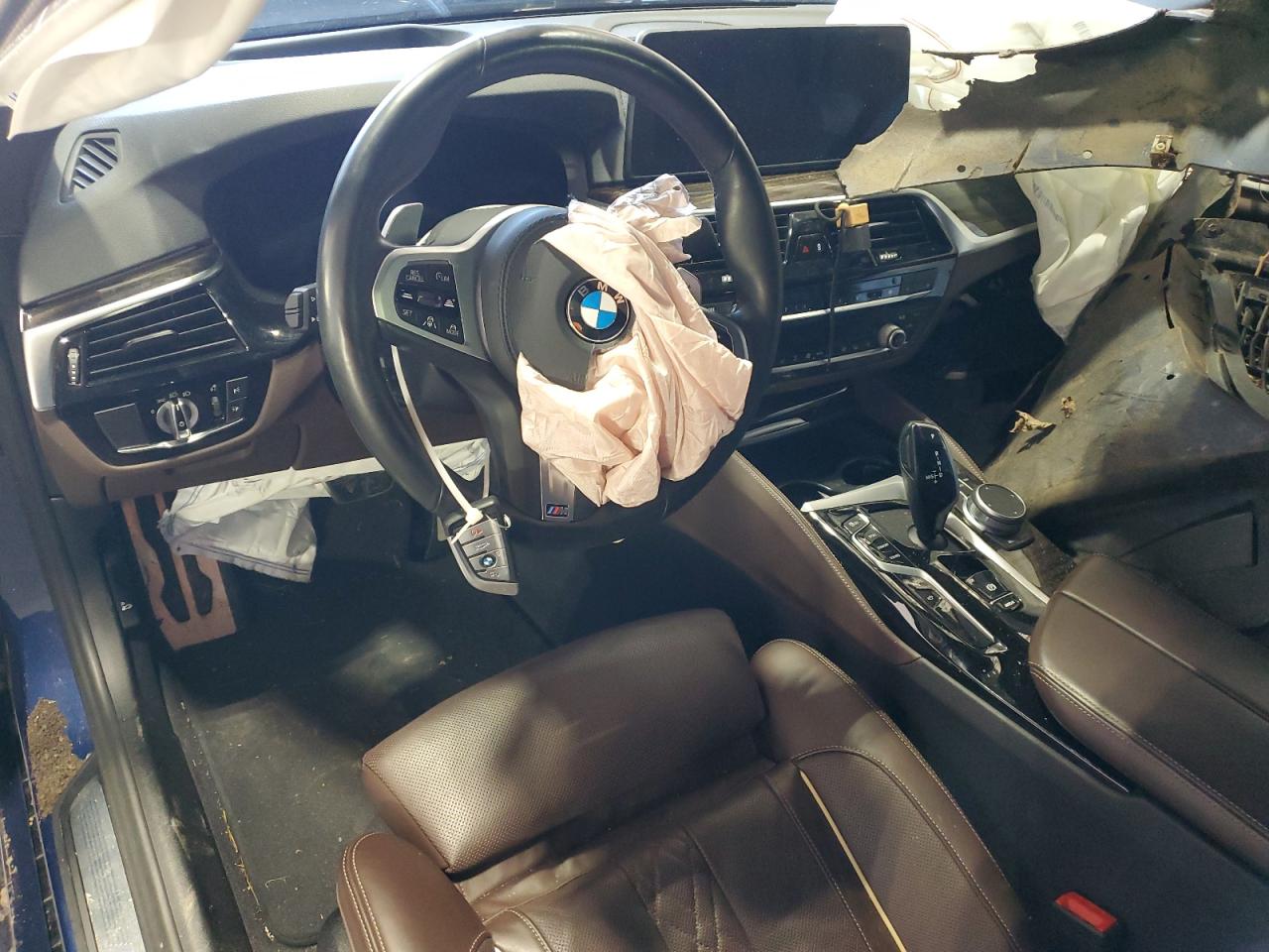 2021 BMW 5er VIN WBA73BJ08MWW92458 Copart auction photo, front end / side damage thumbnail 8
