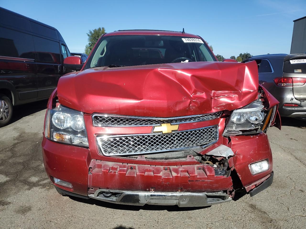 2012 Chevrolet Tahoe VIN 1GNSKBE08CR237091 Copart auction photo, front end damage thumbnail 5