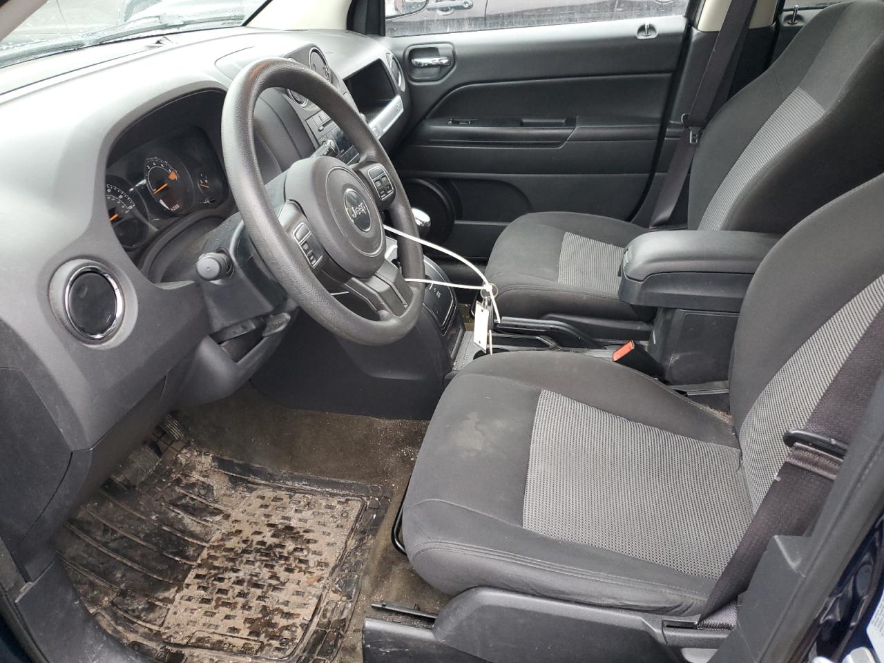 2016 Jeep Compass VIN 1C4NJDBB3GD757051 Copart auction photo, side / front end damage thumbnail 7