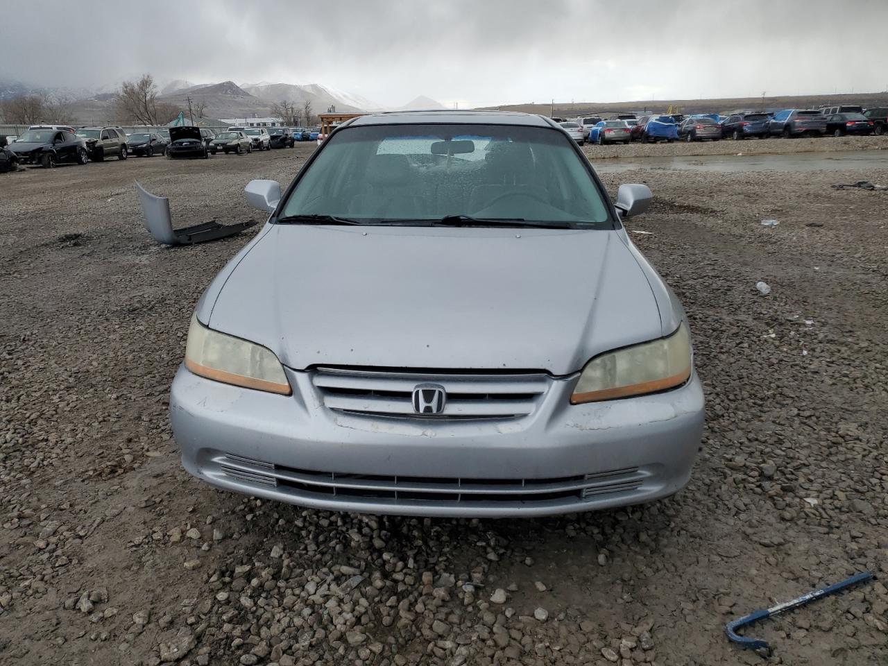 2002 Honda Accord VIN 1HGCG16552A023466 Copart auction photo, rear end damage thumbnail 5