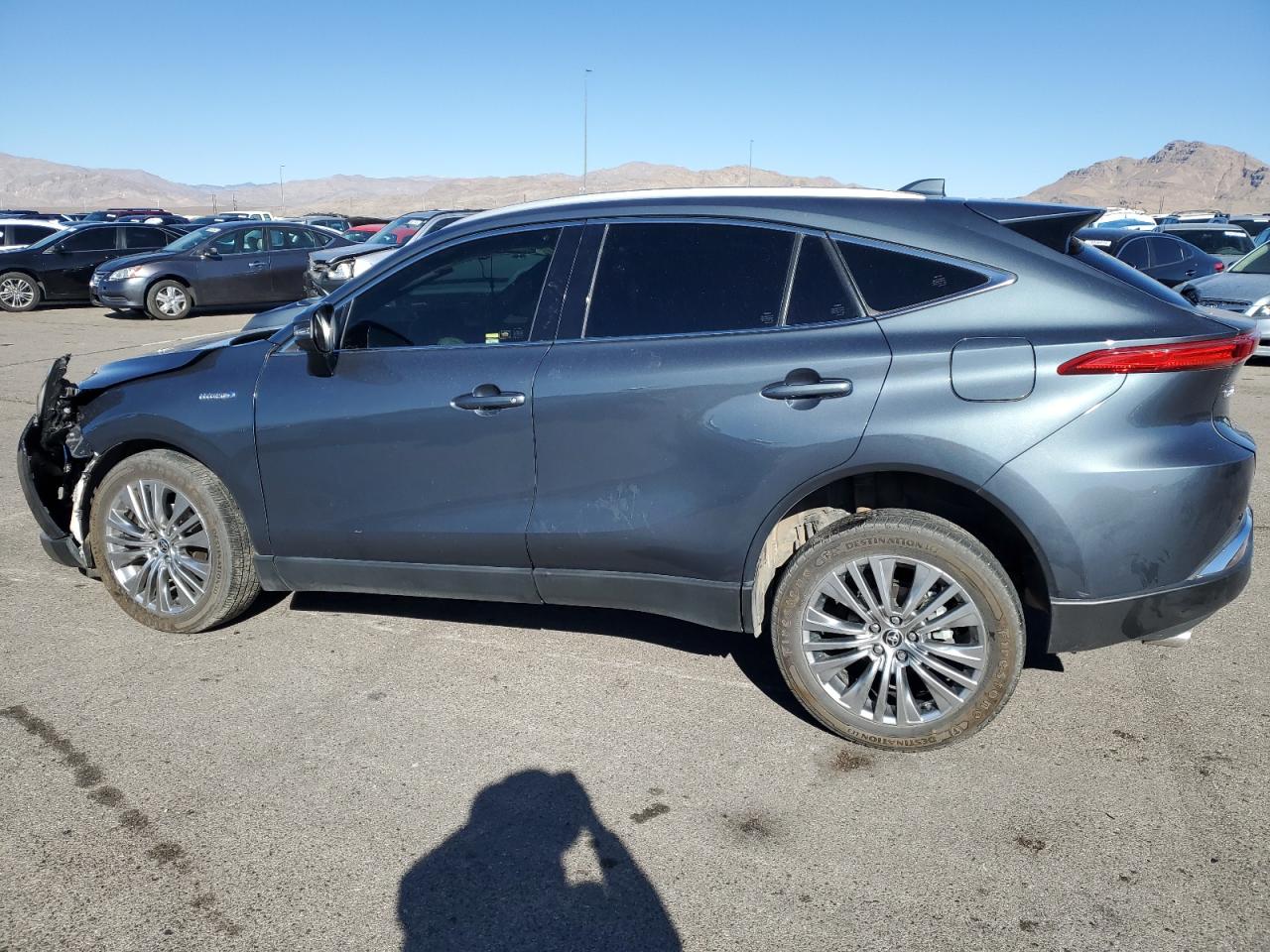 2021 Toyota Venza VIN JTEAAAAH2MJ006924 Copart auction photo, front end / side damage thumbnail 2