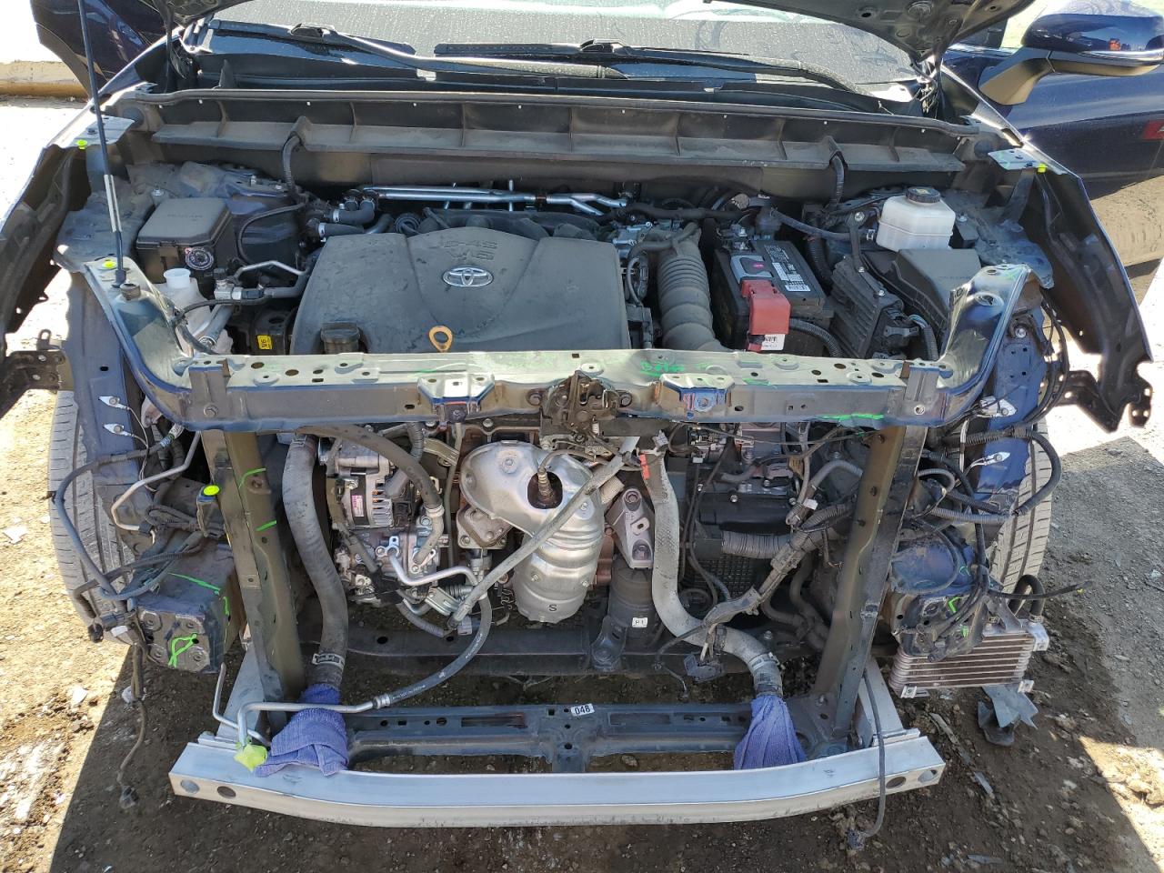 2021 Toyota Highlander VIN 5TDCZRAH7MS531162 Copart auction photo, front end / rear end damage thumbnail 11