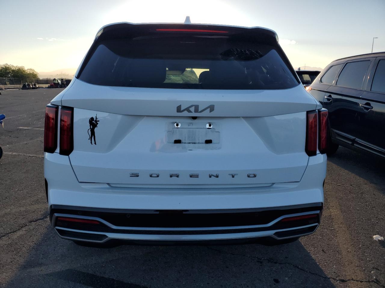 2022 KIA Sorento VIN 5XYRK4LF6NG150785 Copart auction photo, front end damage thumbnail 6