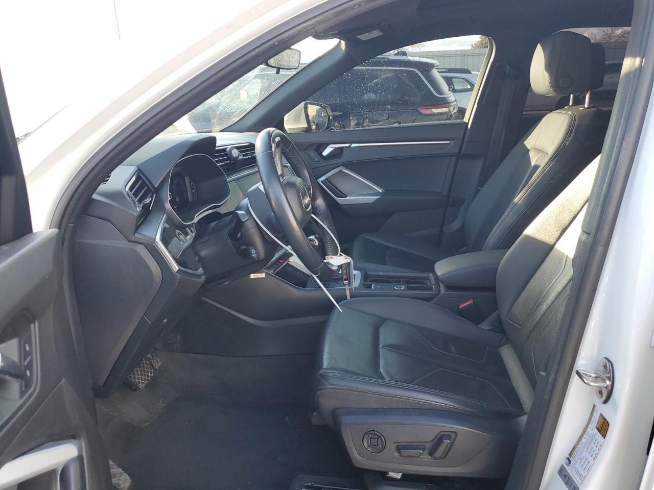 2020 Audi Q3 VIN WA1AECF32L1038234 Copart auction photo, front end / rear end damage thumbnail 7