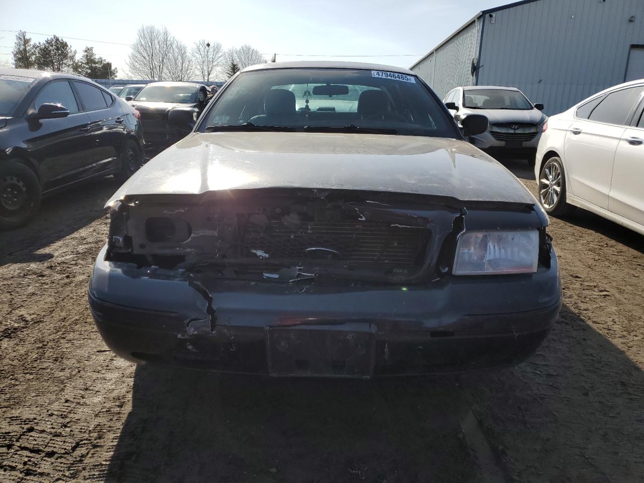 2003 Ford Crown Victoria VIN 2FAFP71W93X220363 Copart auction photo, front end / side damage thumbnail 5