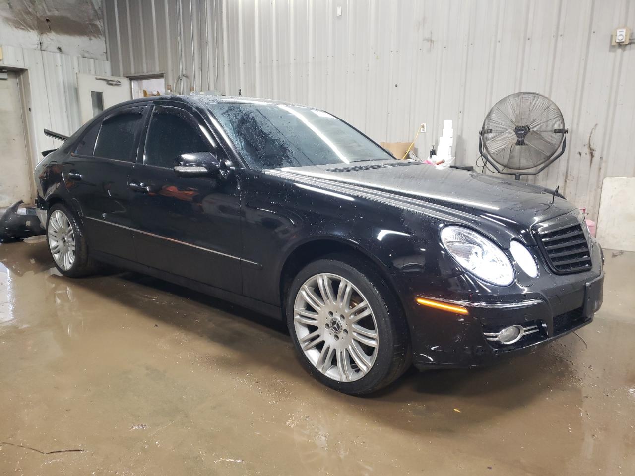 2007 Mercedes-Benz E-klasse VIN WDBUF56X67B156641 Copart auction photo, rear end damage thumbnail 4