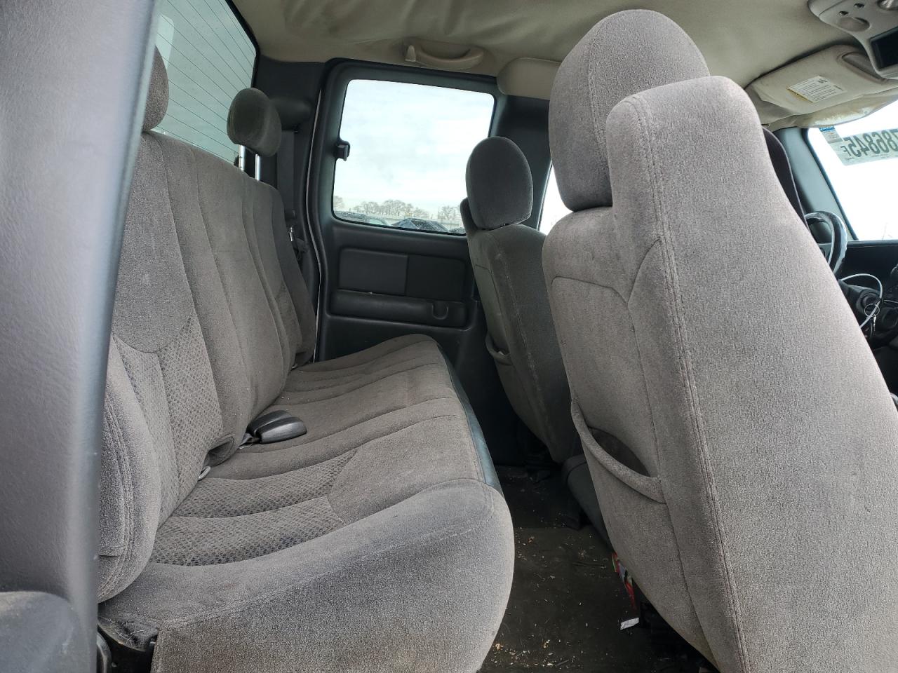 2005 Chevrolet Silverado VIN 1GCEC19V35Z165481 Copart auction photo, front end / minor dent/scratches damage thumbnail 10