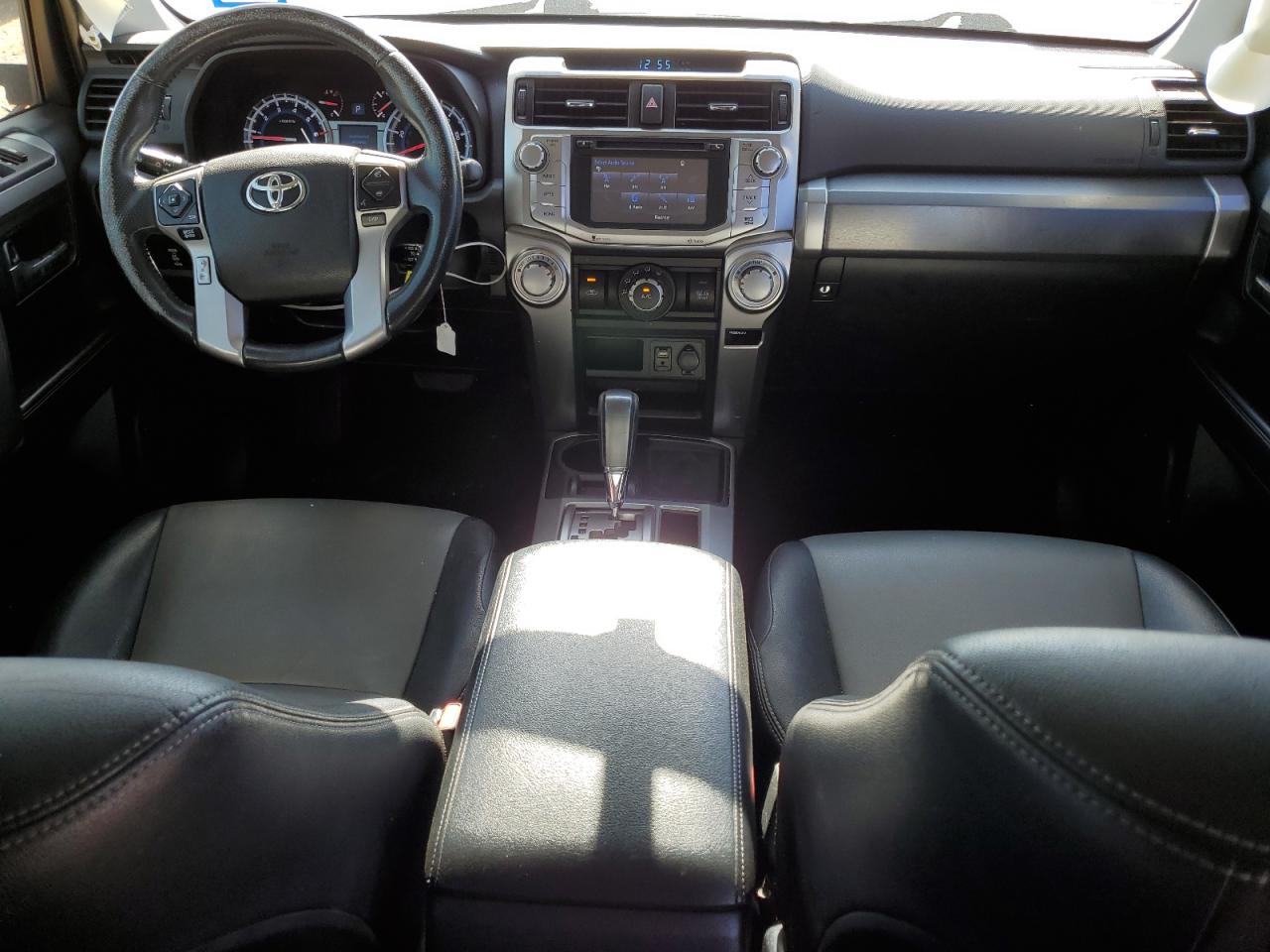 2015 Toyota 4Runner VIN JTEZU5JR5F5087987 Copart auction photo, front end / front end damage thumbnail 8