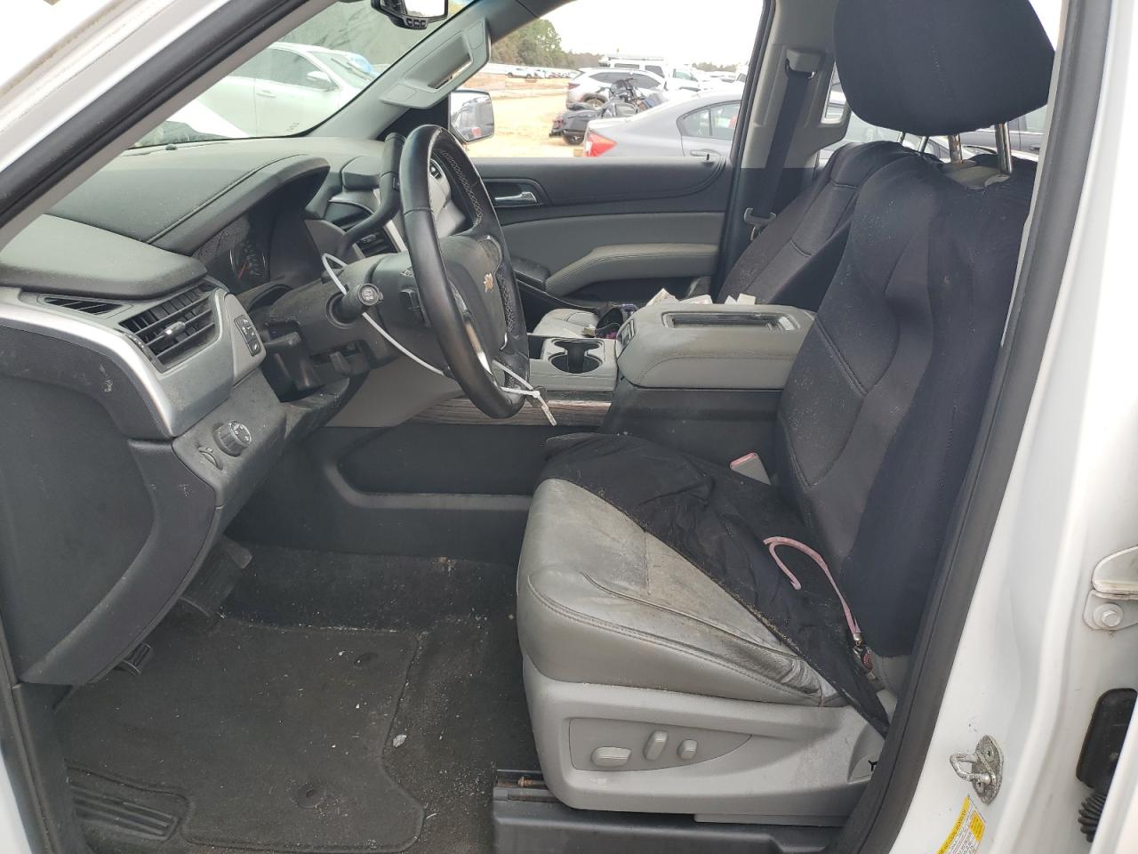 2018 Chevrolet Suburban VIN 1GNSCHKC3JR206035 Copart auction photo, water/flood damage thumbnail 7