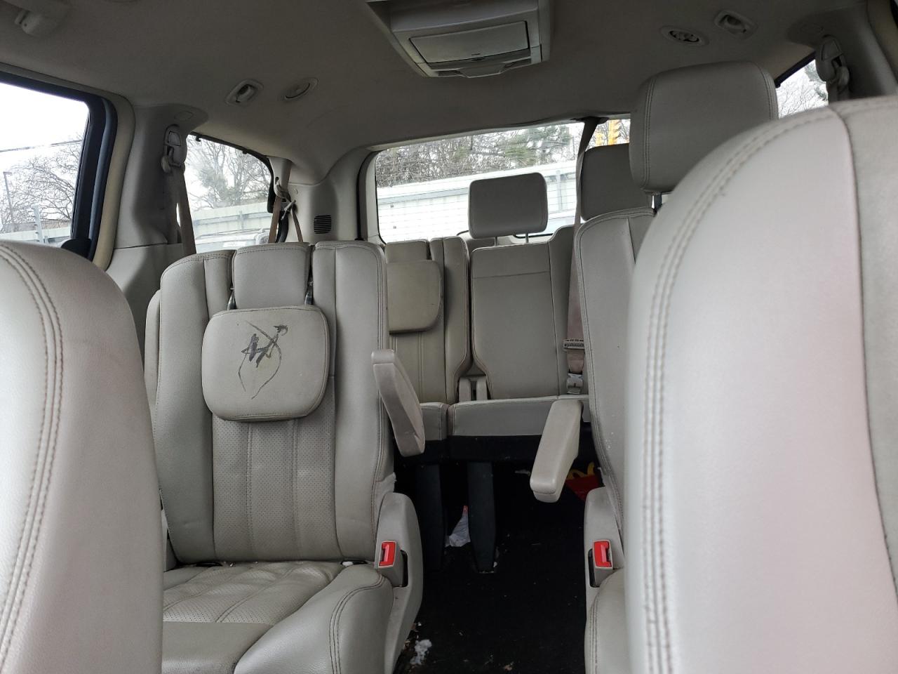 2013 Chrysler Town & Country VIN 2C4RC1CG8DR565461 Copart auction photo, front end damage thumbnail 10