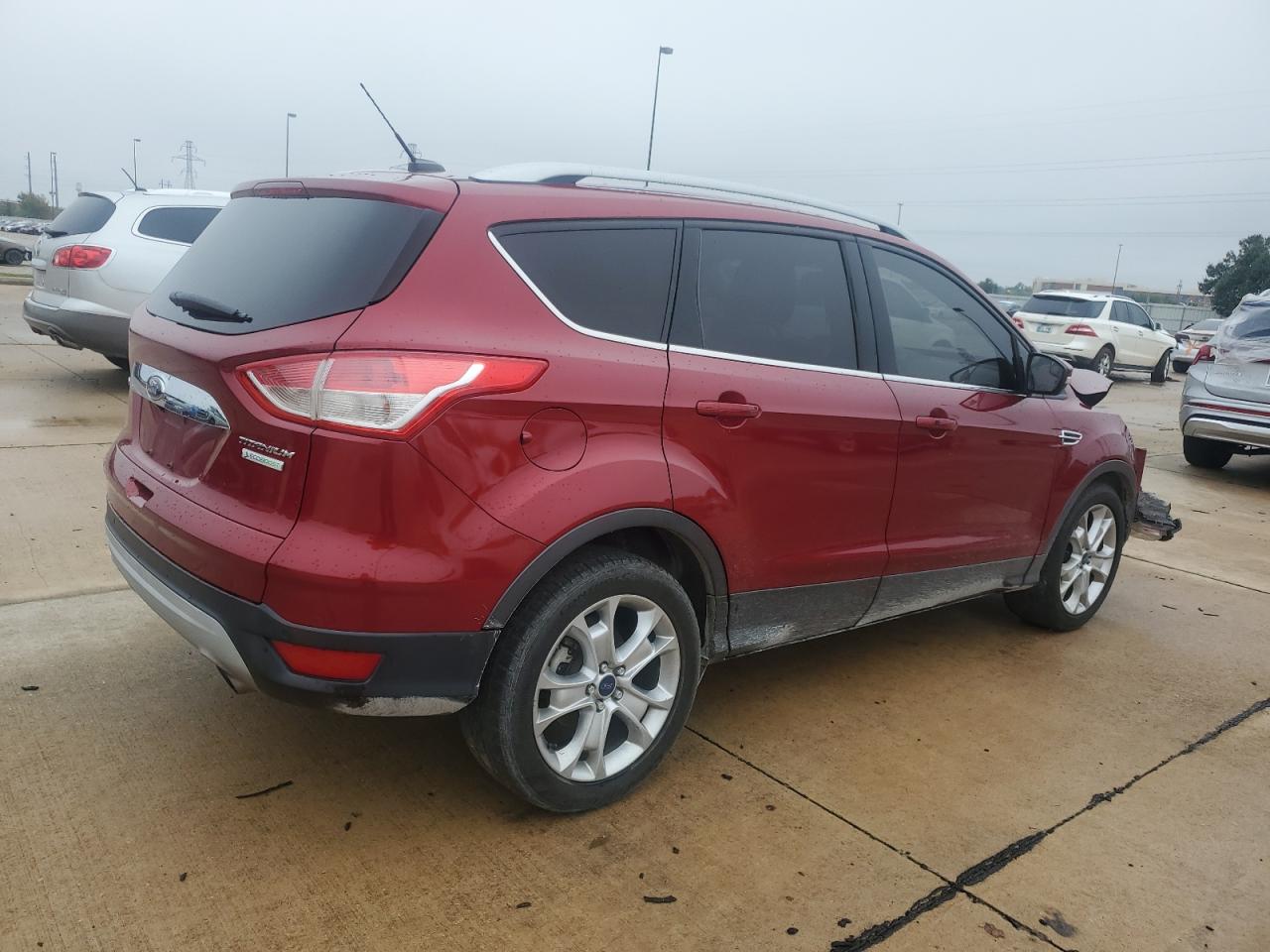 2015 Ford Escape VIN 1FMCU0J92FUB94476 Copart auction photo, front end / minor dent/scratches damage thumbnail 3