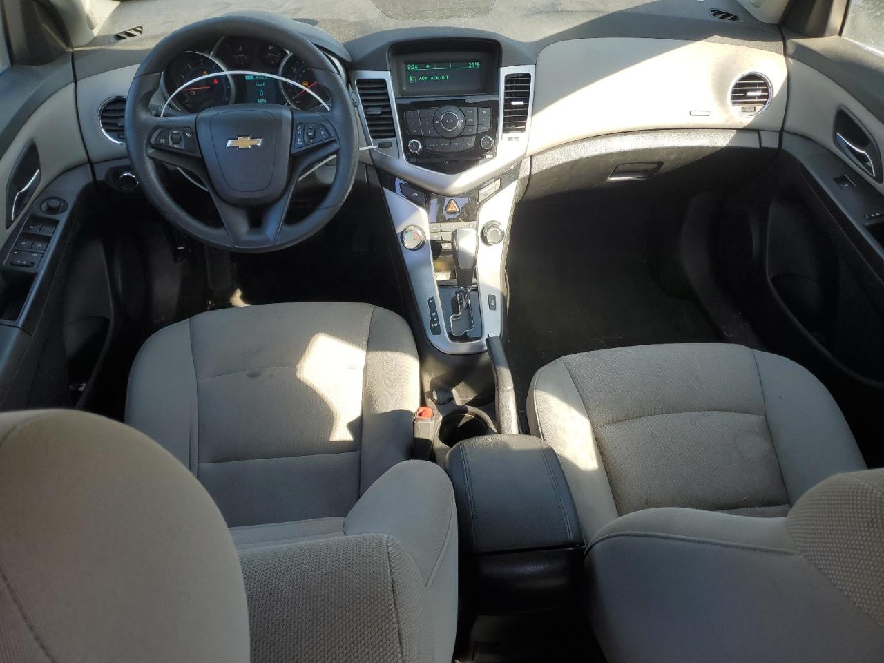 2016 Chevrolet Cruze VIN 1G1PE5SB8G7104399 Copart auction photo, rear end / front end damage thumbnail 8