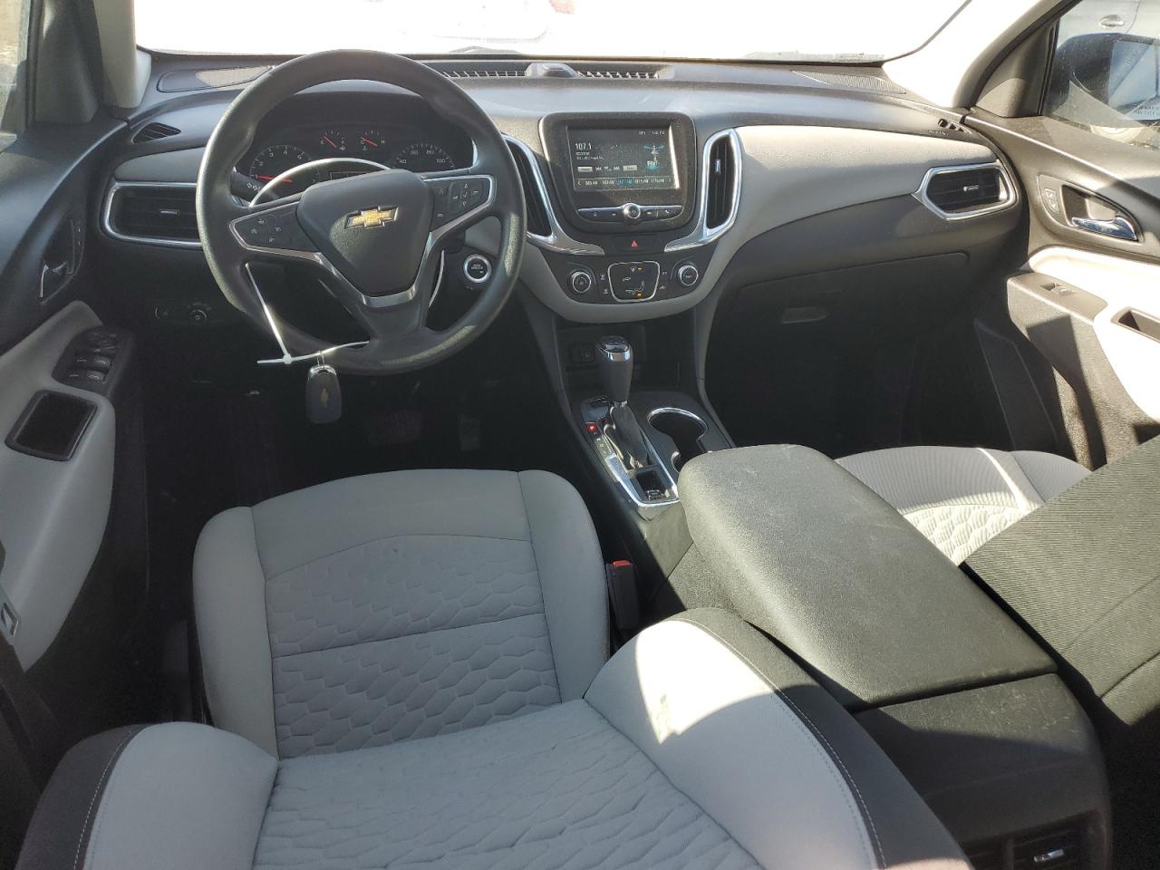 2018 Chevrolet Equinox VIN 2GNAXREV8J6259120 Copart auction photo, front end damage thumbnail 8