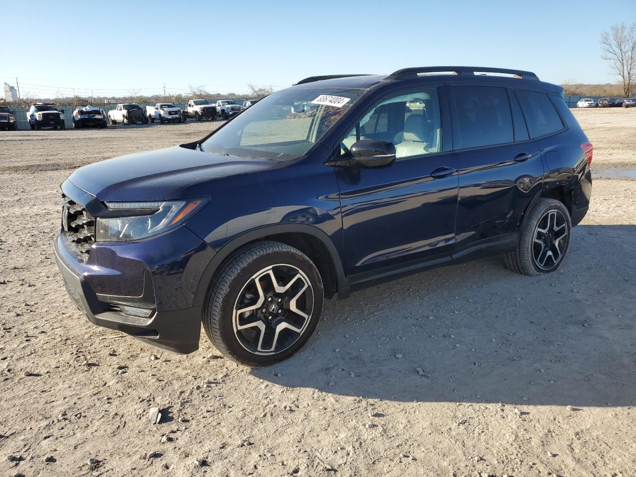2022 Honda Passport VIN 5FNYF8H01NB023932