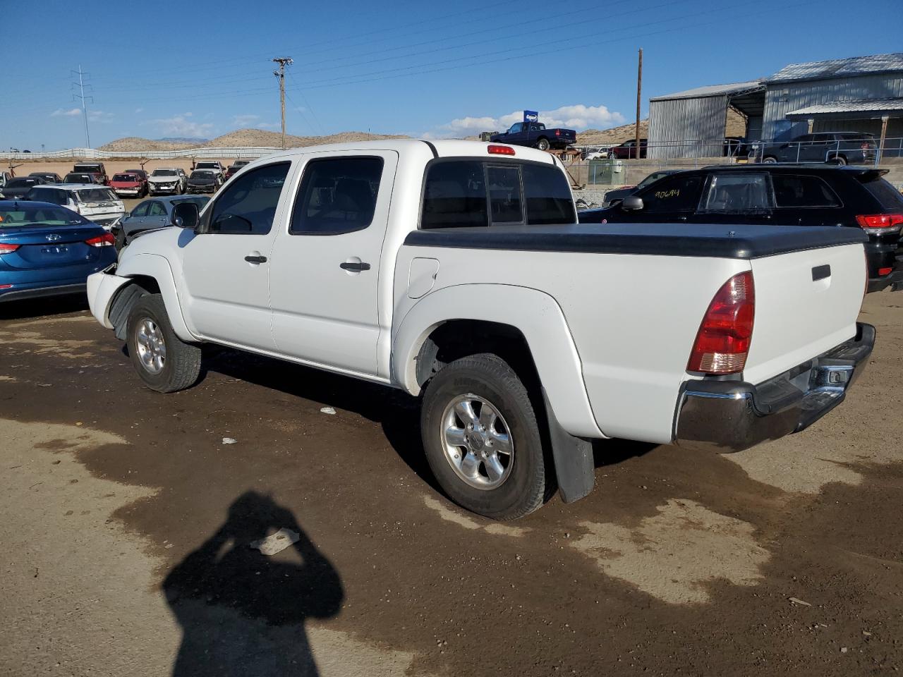 2006 Toyota Tacoma VIN 5TEJU62N86Z302682 Copart auction photo, front end damage thumbnail 2