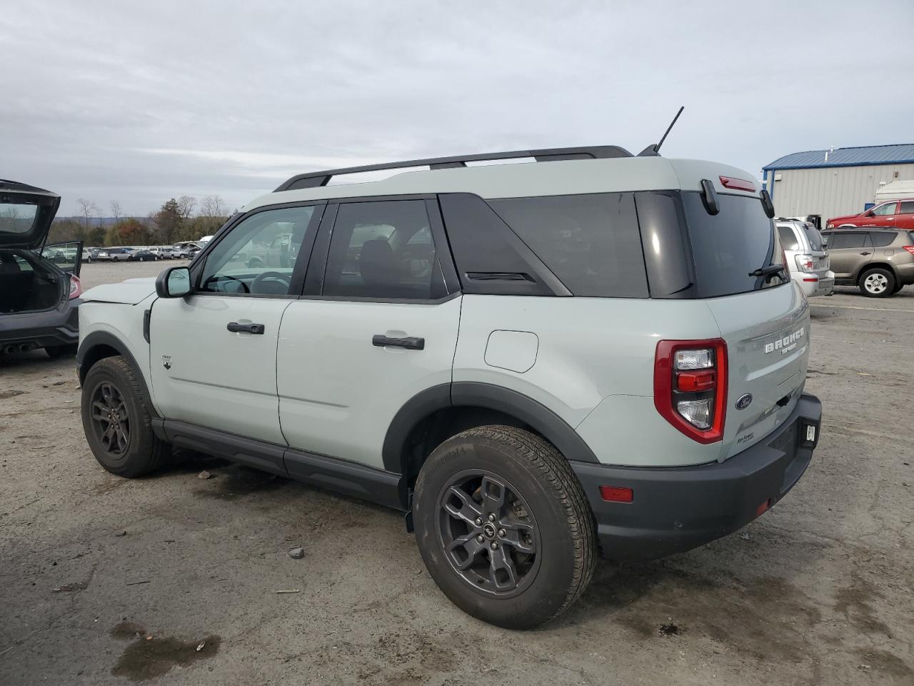 2022 Ford Bronco VIN 3FMCR9B65NRD77922 Copart auction photo, front end damage thumbnail 2