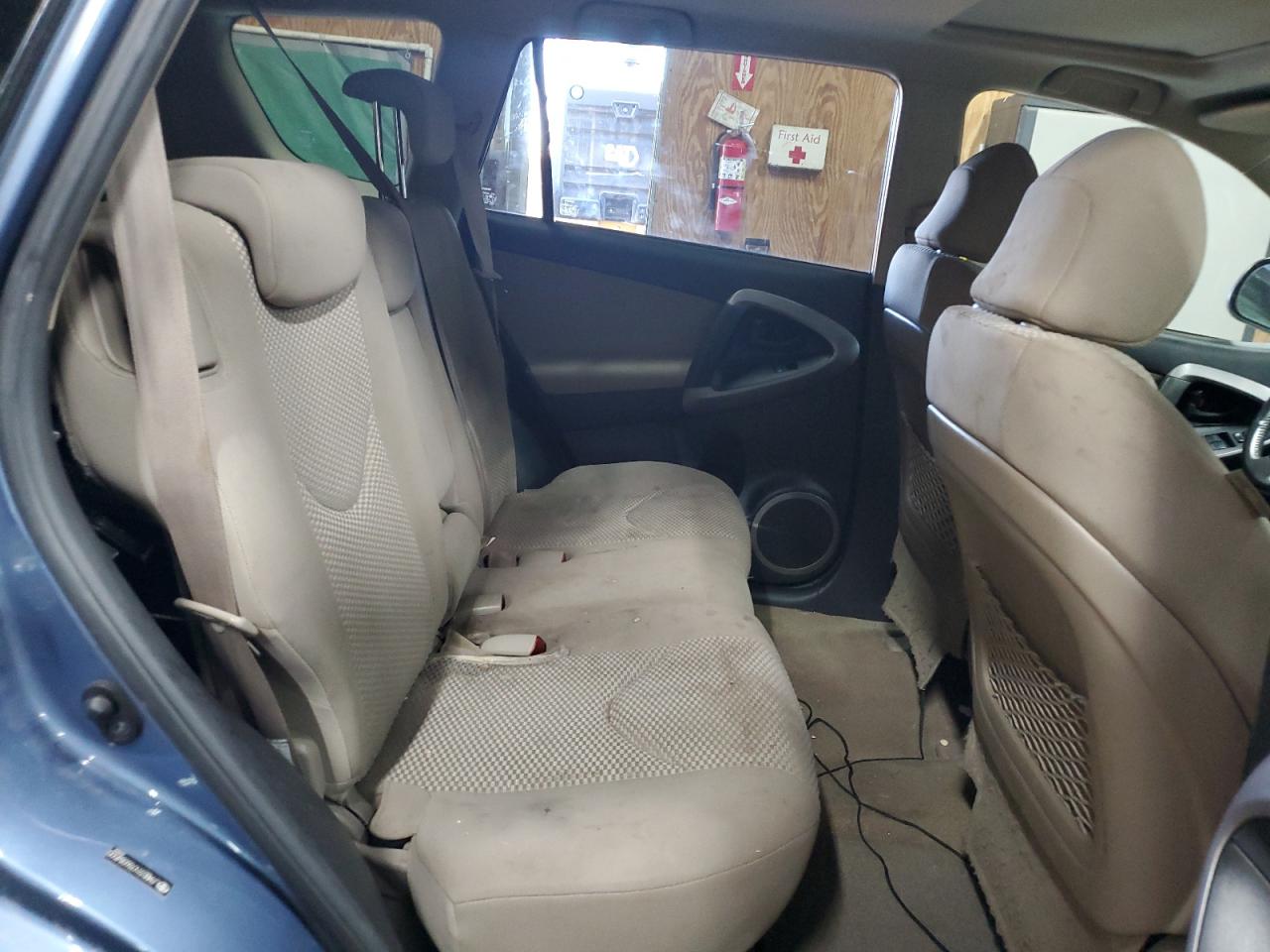 2008 Toyota RAV 4 VIN JTMBD31V786084500 Copart auction photo, front end / minor dent/scratches damage thumbnail 12