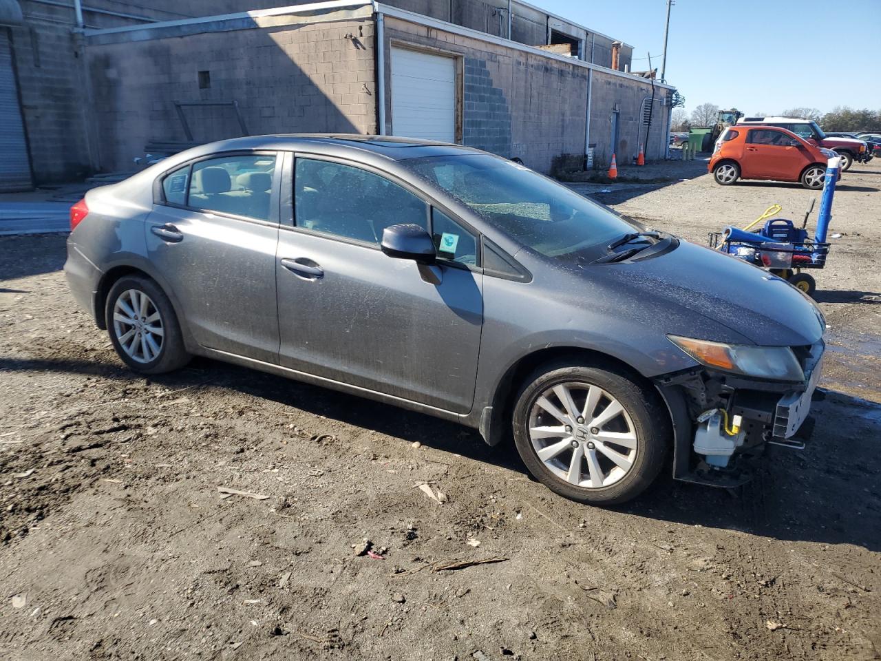 2012 Honda Civic VIN 19XFB2F8XCE382465 Copart auction photo, front end / side damage thumbnail 4