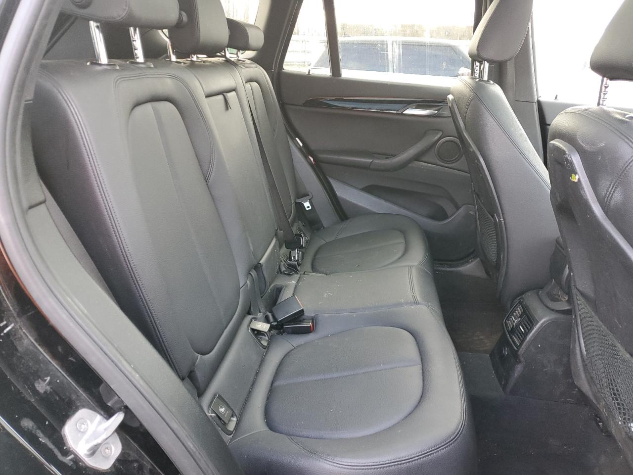 2017 BMW X1 VIN WBXHT3C30H5F86169 Copart auction photo, front end damage thumbnail 11