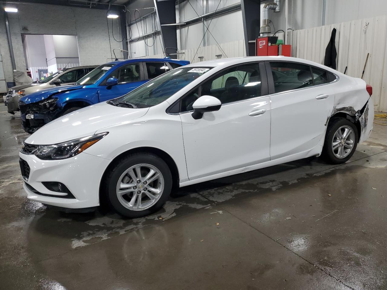 2018 Chevrolet Cruze VIN 1G1BE5SM1J7183028