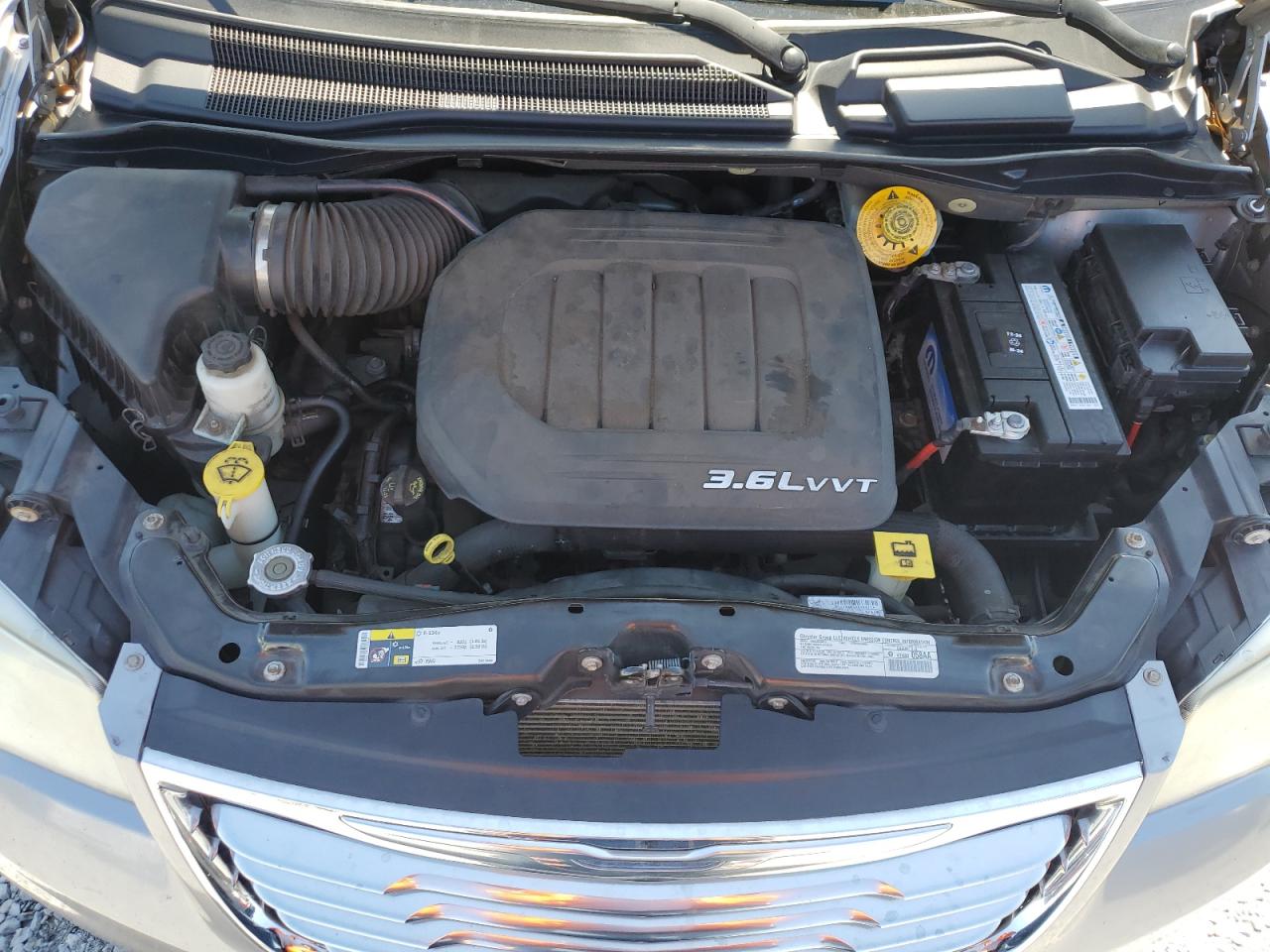 2014 Chrysler Town & Country VIN 2C4RC1CG3ER418255 Copart auction photo, undercarriage damage thumbnail 12