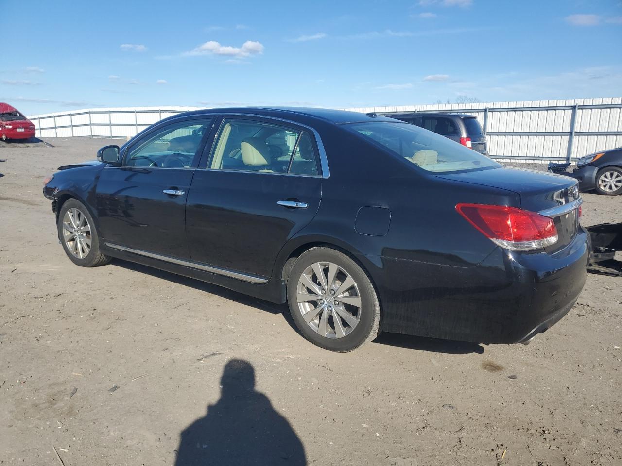 2011 Toyota Avalon VIN 4T1BK3DB8BU372533 Copart auction photo, front end / minor dent/scratches damage thumbnail 2