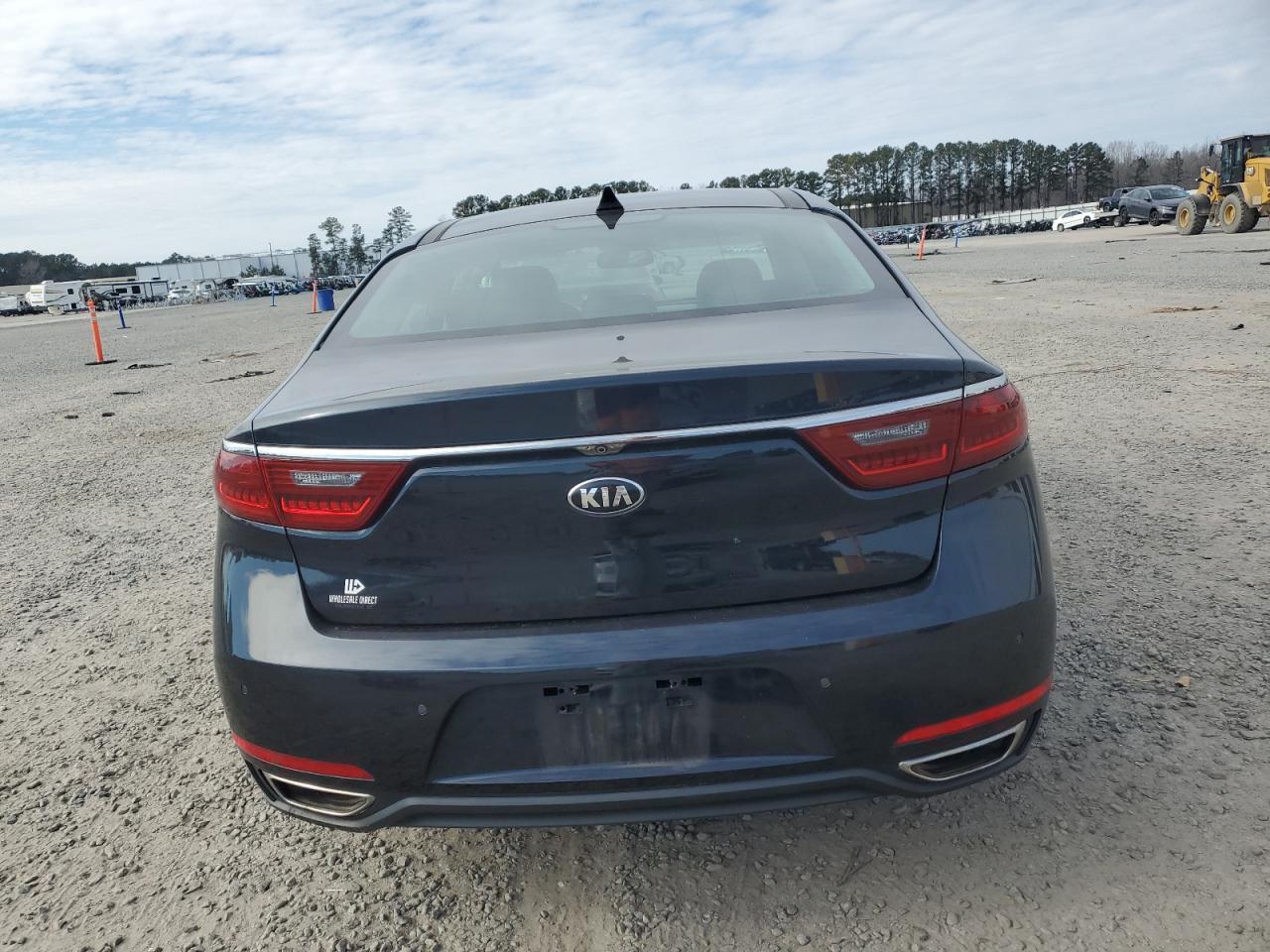 2017 KIA Cadenza VIN KNALC4J16H5042090 Copart auction photo, side damage thumbnail 6