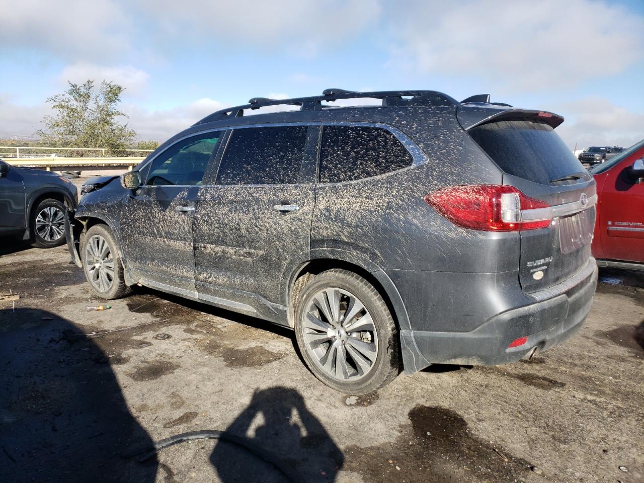 2020 Subaru Ascent VIN 4S4WMARD5L3413959 Copart auction photo, front end damage thumbnail 2